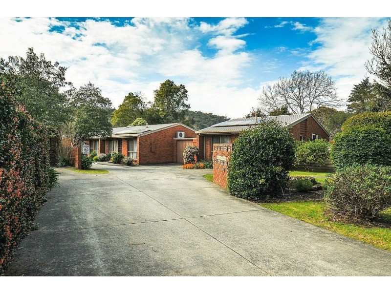 2/8 Rutherford Road, Tecoma VIC 3160
