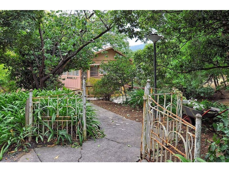 2a Glenfern Close, Upwey VIC 3158