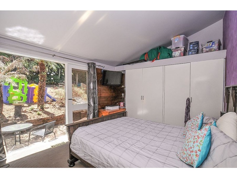 31 Hazel Grove, Tecoma VIC 3160