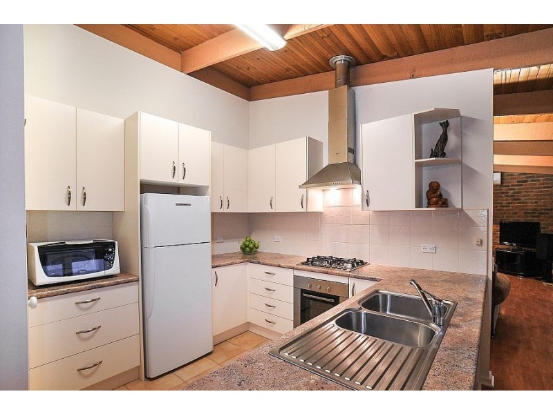 14 Jones Avenue, Upper Ferntree Gully VIC 3156