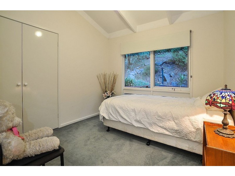 14 Jones Avenue, Upper Ferntree Gully VIC 3156