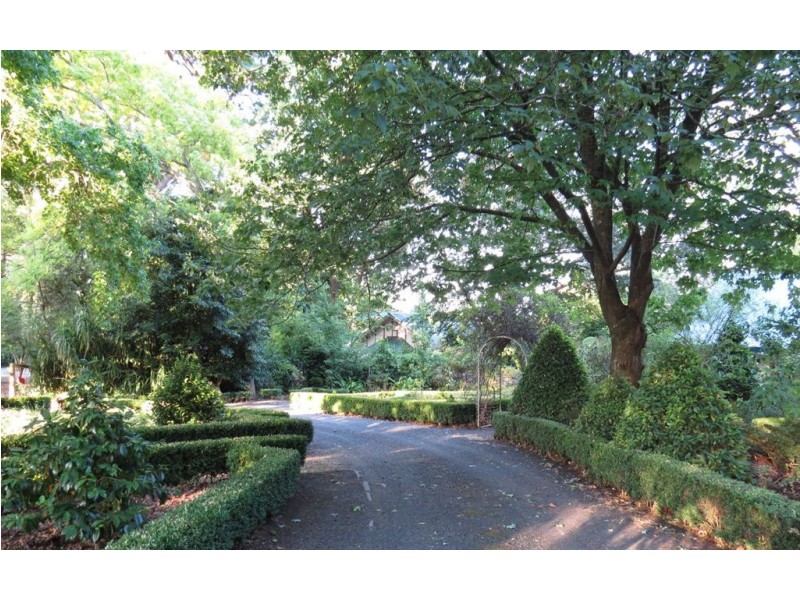 28 Emerald-Monbulk Road, Emerald VIC 3782