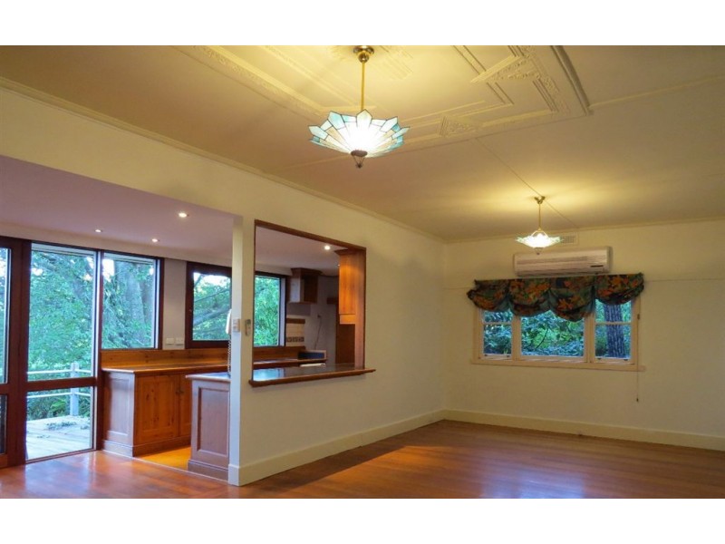 28 Emerald-Monbulk Road, Emerald VIC 3782