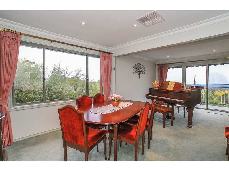 93 Grantulla Road, Menzies Creek VIC 3159