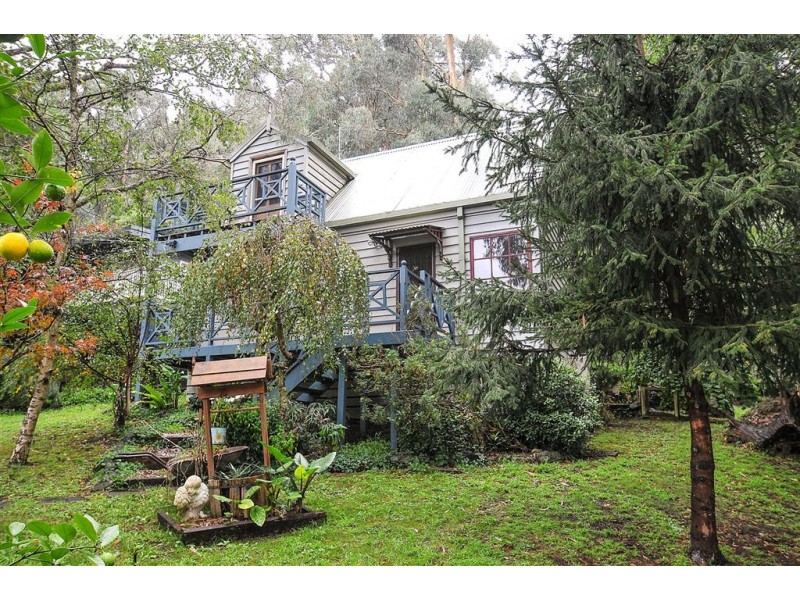 19 Florence Avenue, Upwey VIC 3158