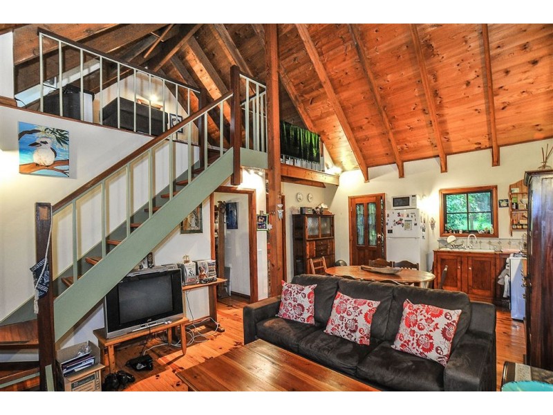 19 Florence Avenue, Upwey VIC 3158