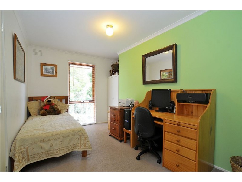 13 Apsley Road, Belgrave VIC 3160