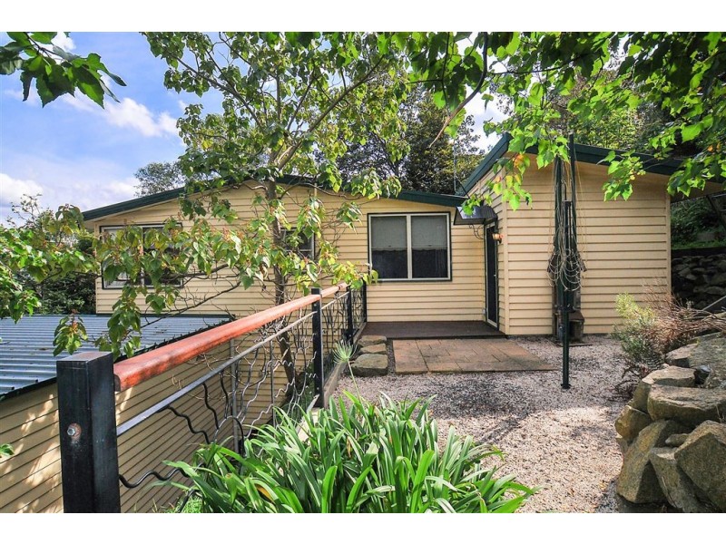 51 Ternes Road, Upwey VIC 3158