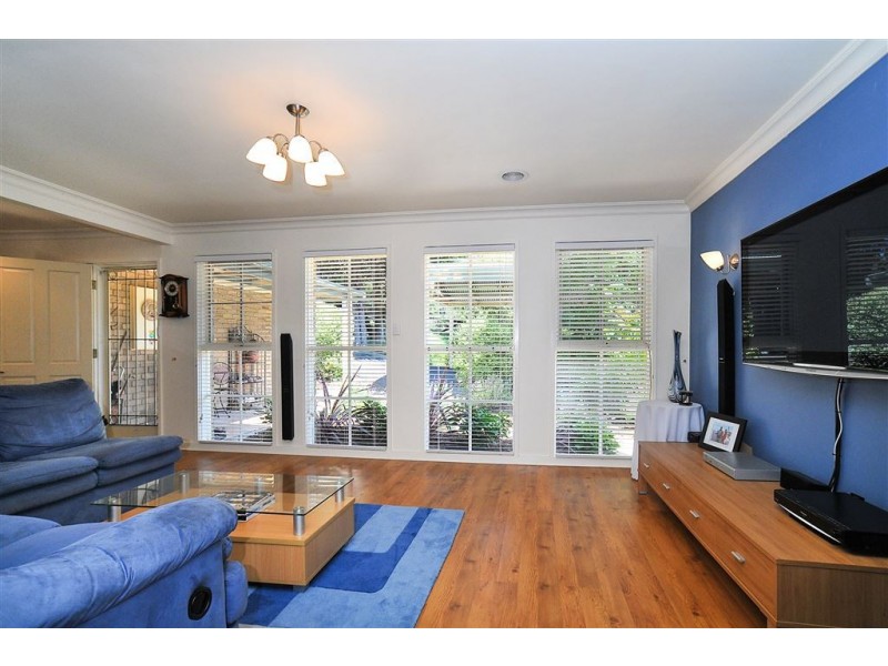 7 Batesleigh Road, Selby VIC 3159