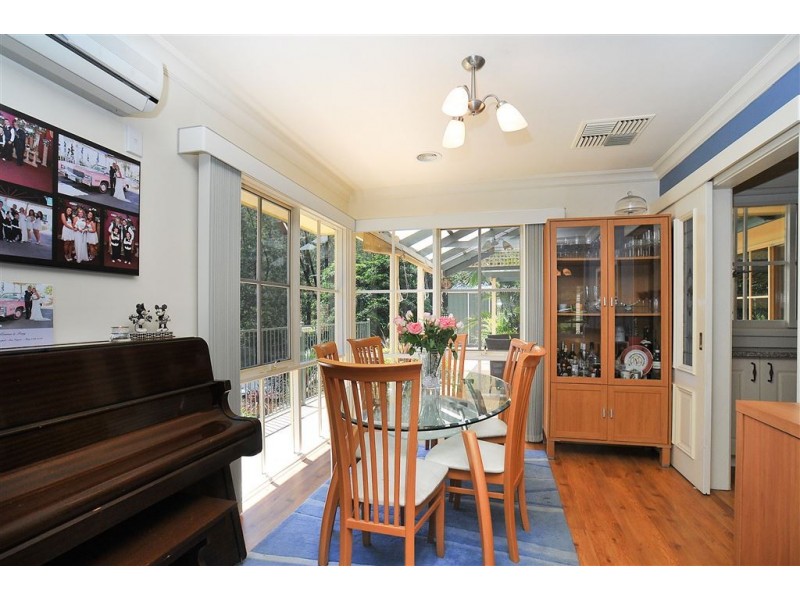 7 Batesleigh Road, Selby VIC 3159