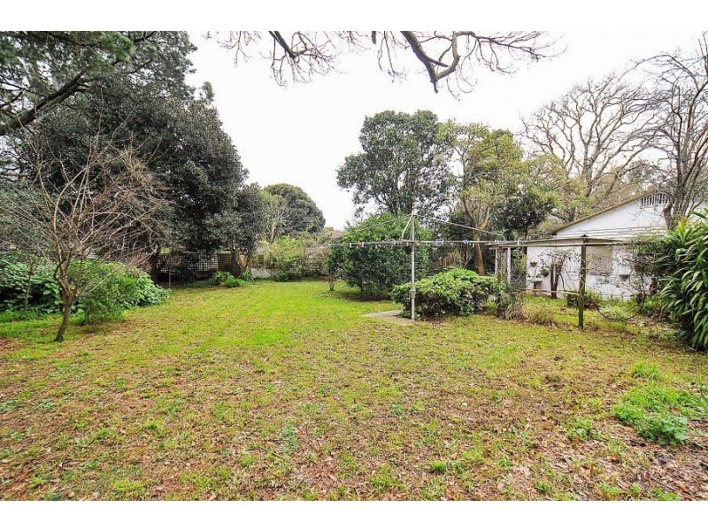 9 Deans Road, Upwey VIC 3158