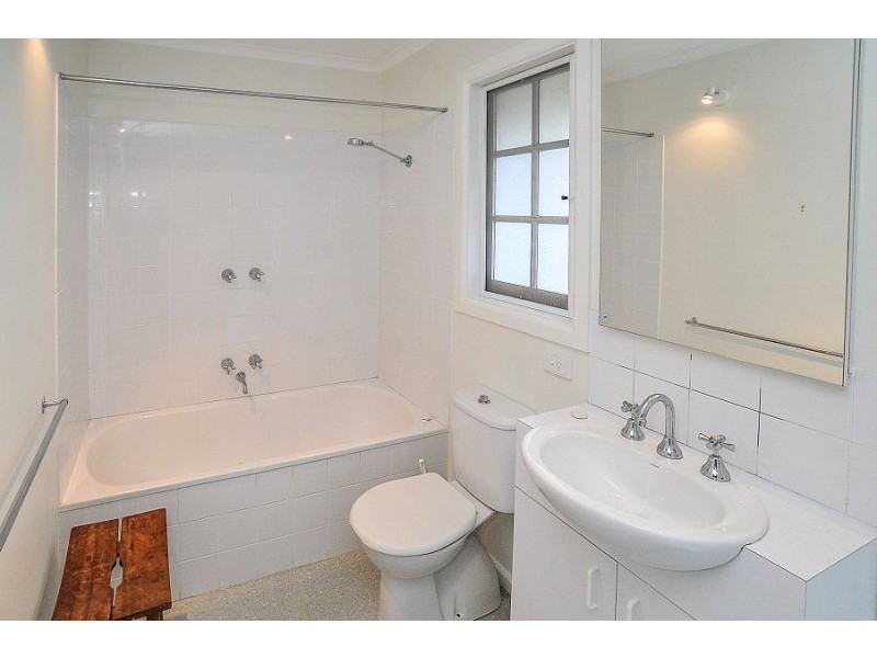 15 Myrtle Grove, Tecoma VIC 3160