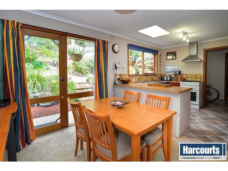 98 Old Belgrave Road, Upwey VIC 3158