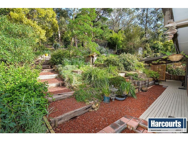 98 Old Belgrave Road, Upwey VIC 3158