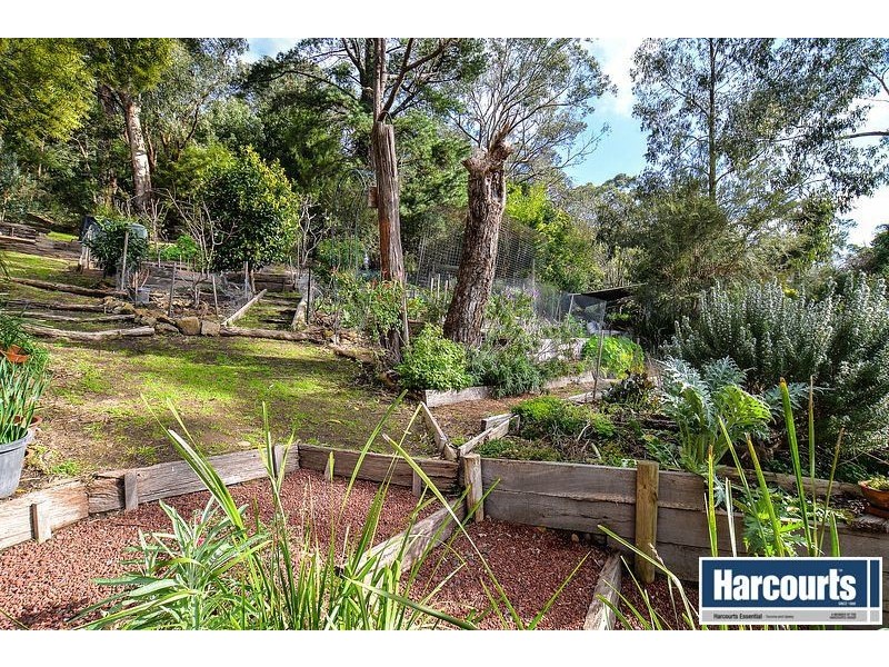 98 Old Belgrave Road, Upwey VIC 3158