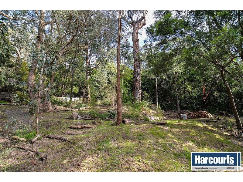 98 Old Belgrave Road, Upwey VIC 3158
