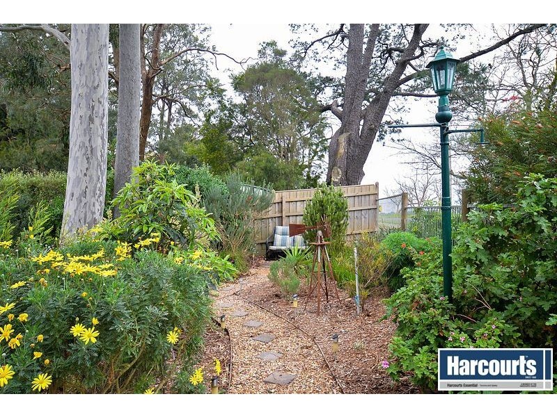261 Glenfern Road, Upwey VIC 3158