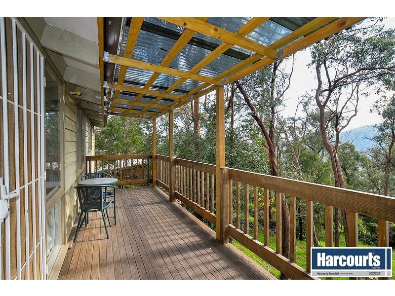 9 Highcliff Road, Upwey VIC 3158