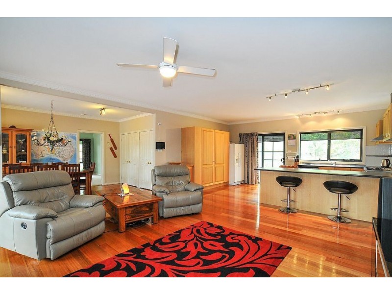 4 Janesdell Avenue, Ferny Creek VIC 3786