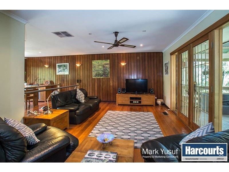 6 Deans Road, Upwey VIC 3158