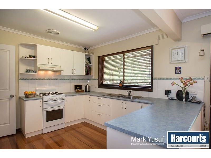 6 Deans Road, Upwey VIC 3158