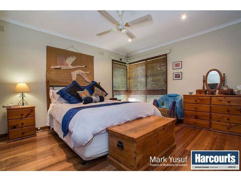 6 Deans Road, Upwey VIC 3158