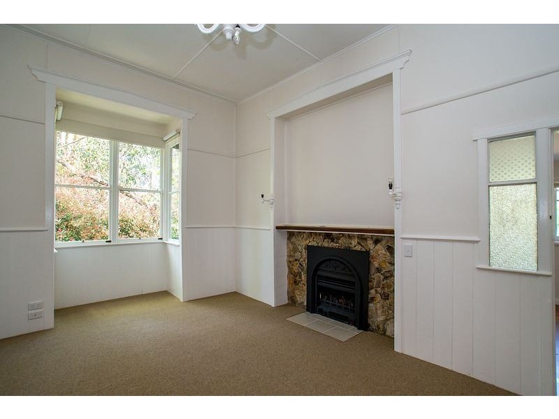 22 Mahoney Street, Upwey VIC 3158