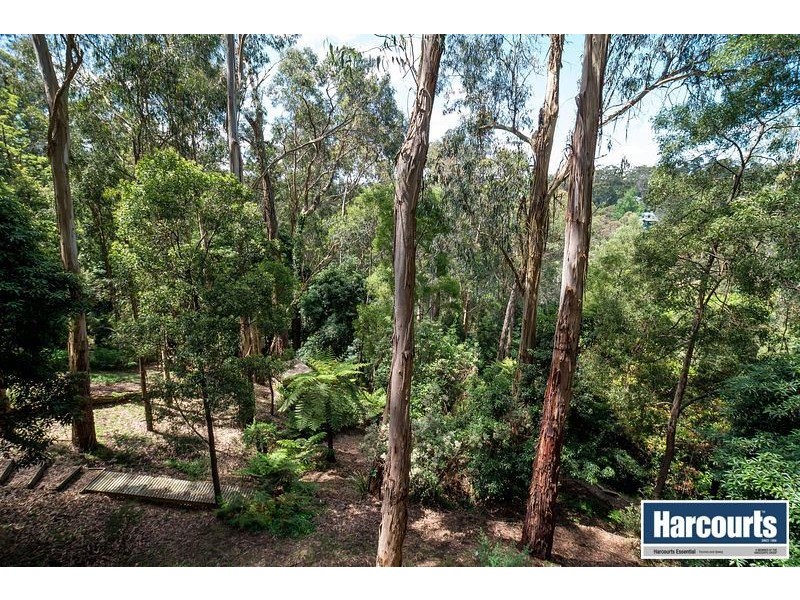16 Centre Road, Upwey VIC 3158