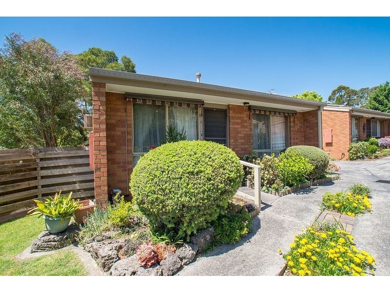 4/8 Rutherford Road, Tecoma VIC 3160