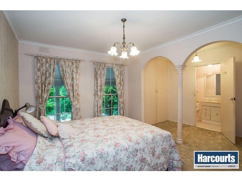 38 Blackwood Street, Tecoma VIC 3160