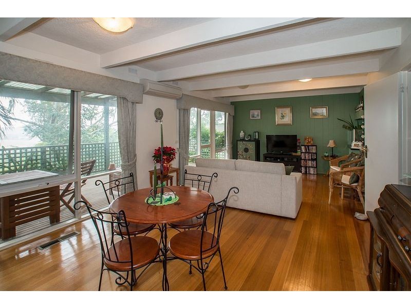 14 Griffiths Road, Upwey VIC 3158
