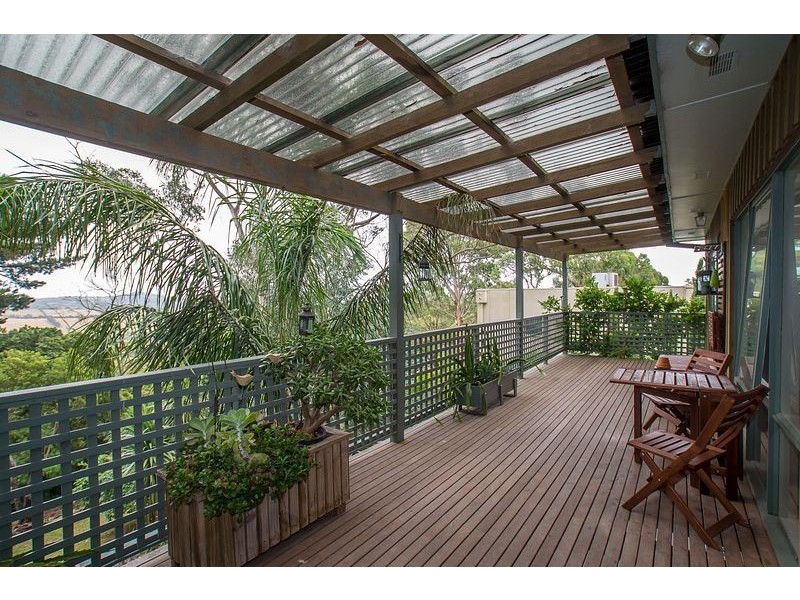 14 Griffiths Road, Upwey VIC 3158