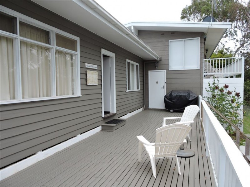 2 Poulter Avenue, Rhyll VIC 3923