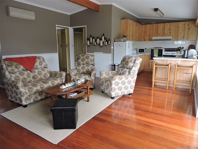 2 Poulter Avenue, Rhyll VIC 3923