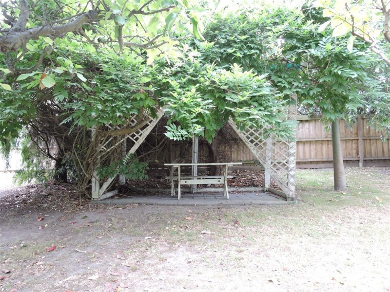 2 Poulter Avenue, Rhyll VIC 3923