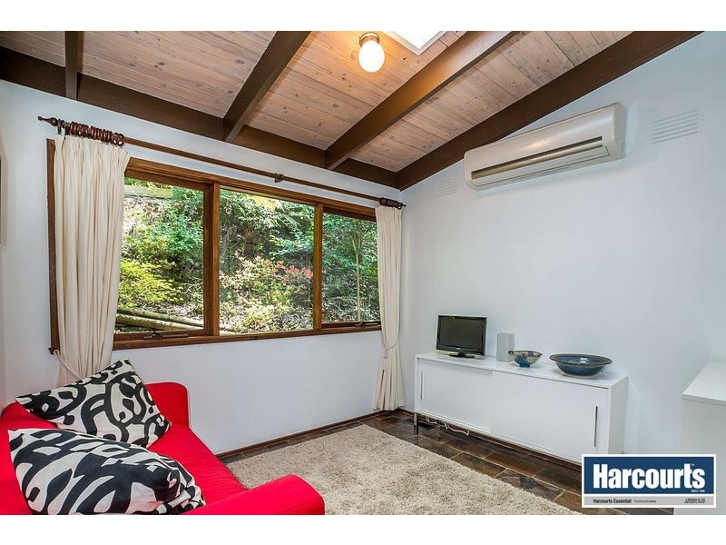 16 Centre Road, Upwey VIC 3158