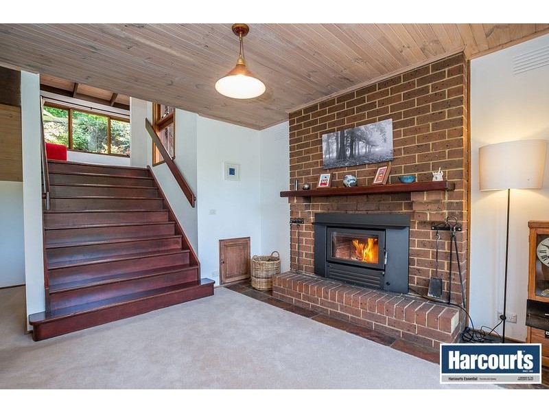16 Centre Road, Upwey VIC 3158