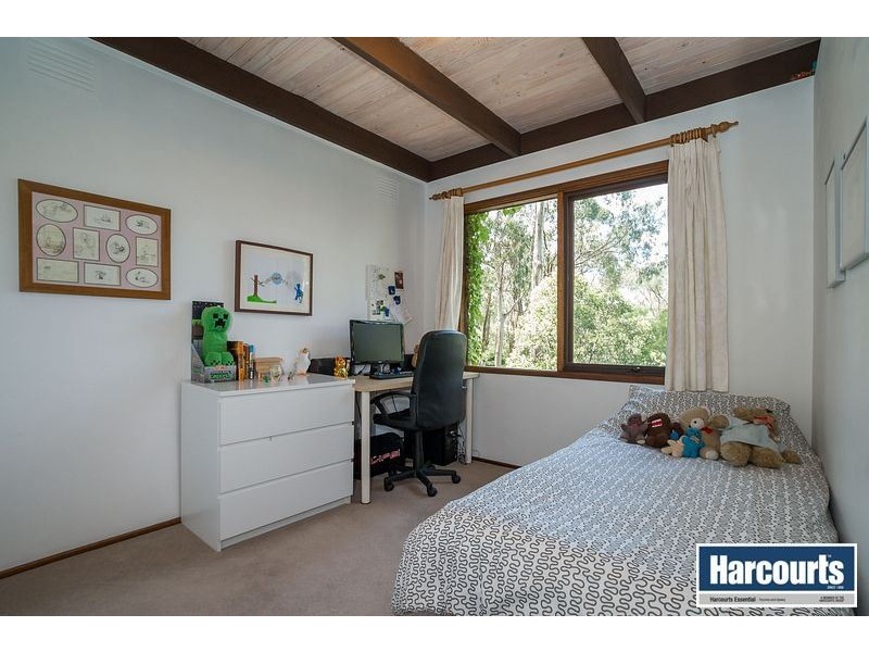 16 Centre Road, Upwey VIC 3158