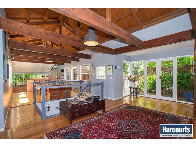 6 Pauline Avenue, Tecoma VIC 3160