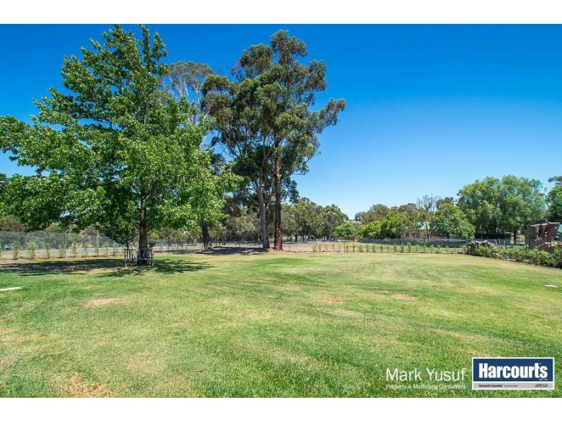 60 Edebohls Road, Narre Warren East VIC 3804