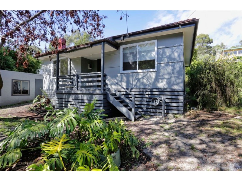 42 Ferny Creek Avenue, Upper Ferntree Gully VIC 3156