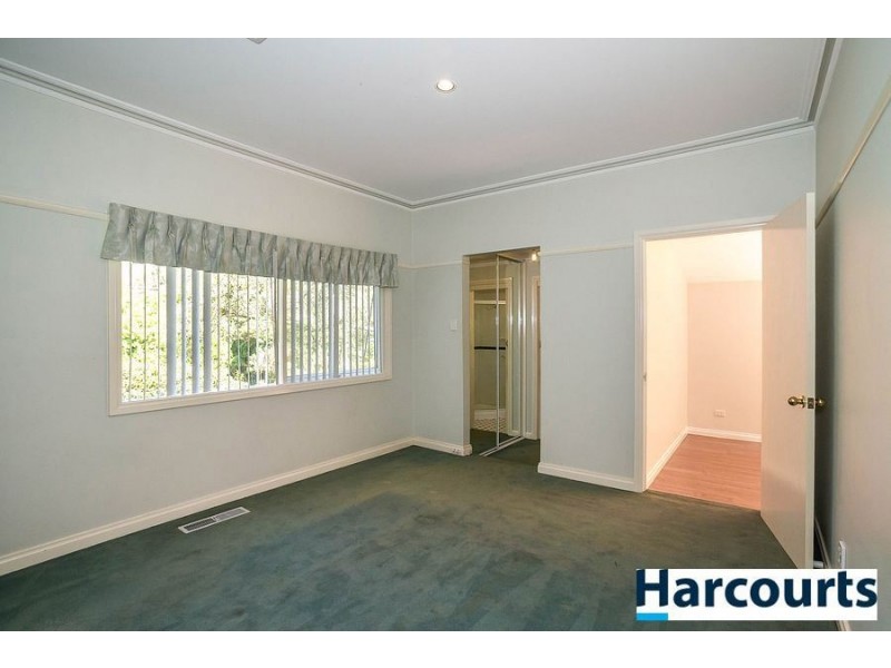 11 Blackwood Street, Tecoma VIC 3160