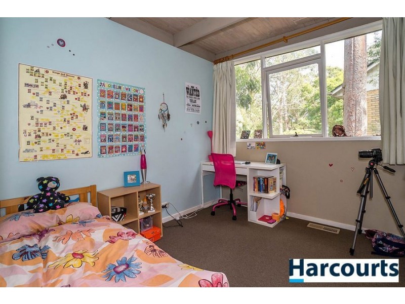59 Alexander Avenue, Upwey VIC 3158