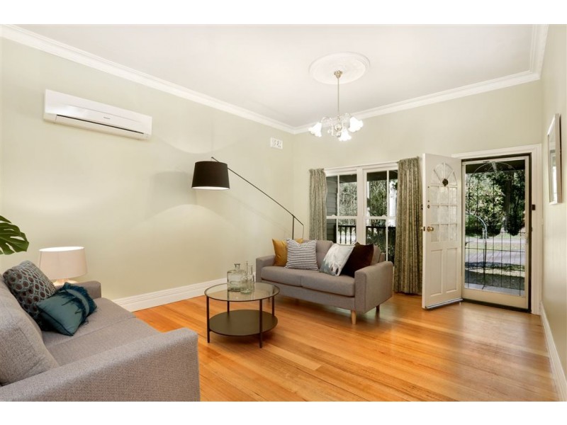 1 Apsley Road, Belgrave VIC 3160