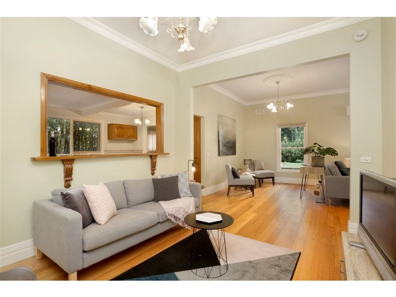 1 Apsley Road, Belgrave VIC 3160
