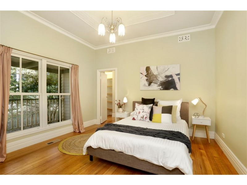 1 Apsley Road, Belgrave VIC 3160