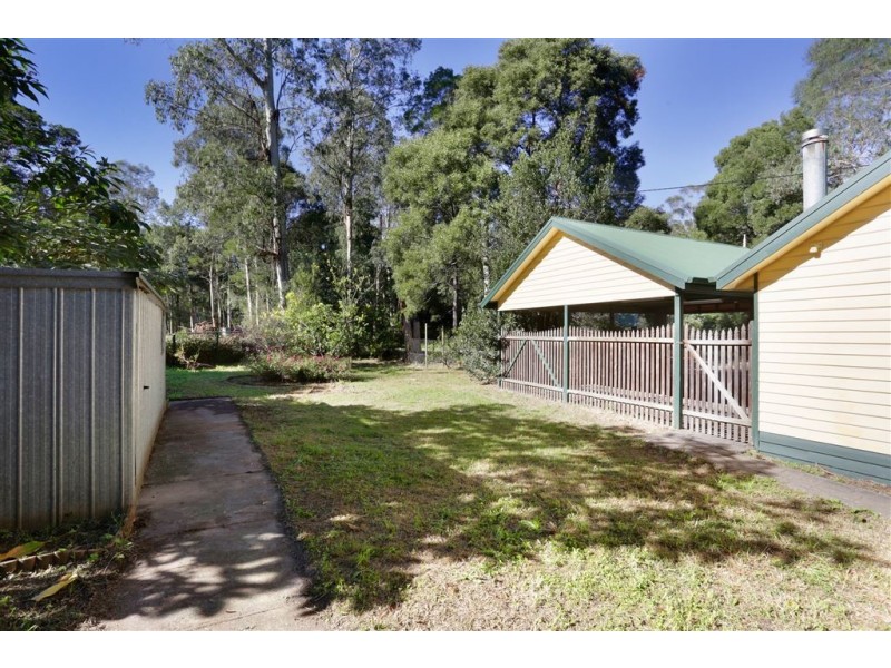 1 Apsley Road, Belgrave VIC 3160