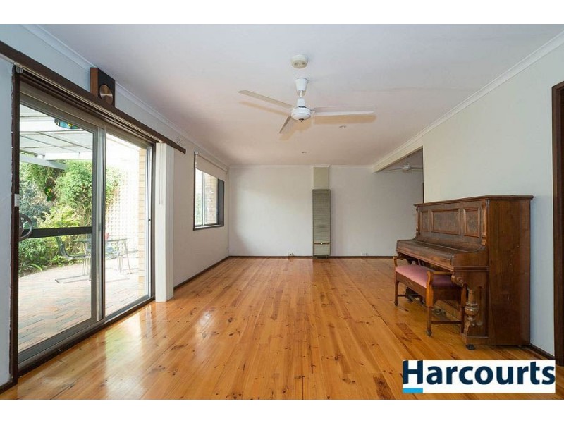 2/33-35 Forest Park Road, Upwey VIC 3158