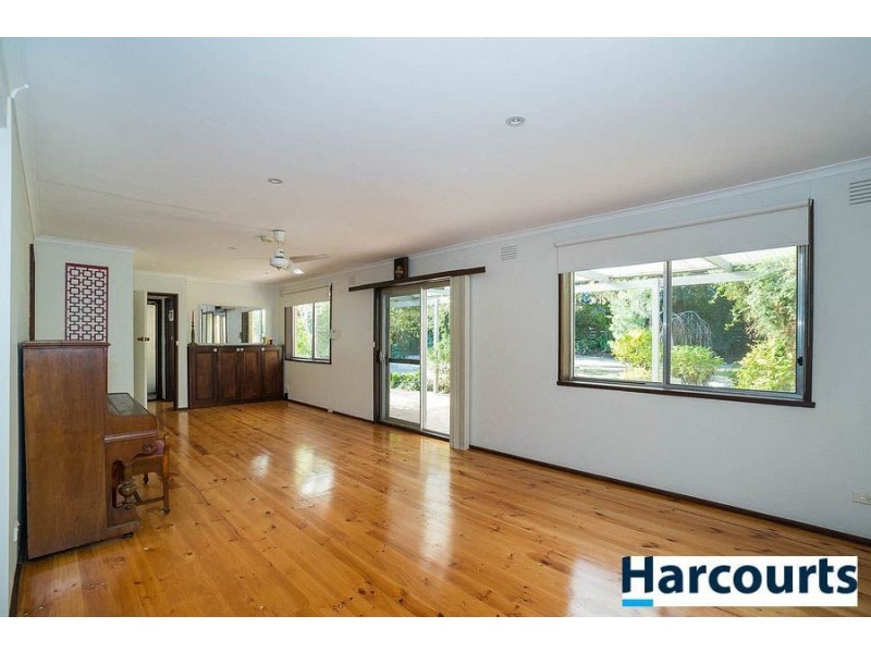 2/33-35 Forest Park Road, Upwey VIC 3158