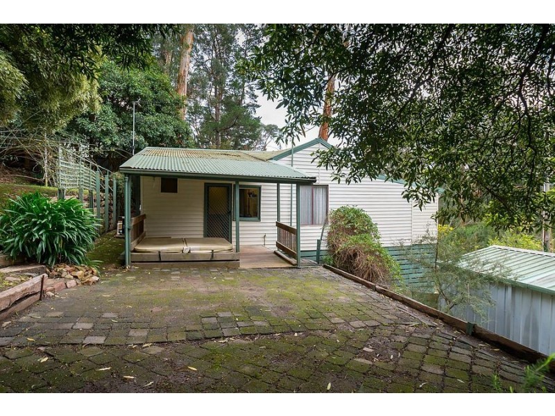29 Deans Road, Upwey VIC 3158